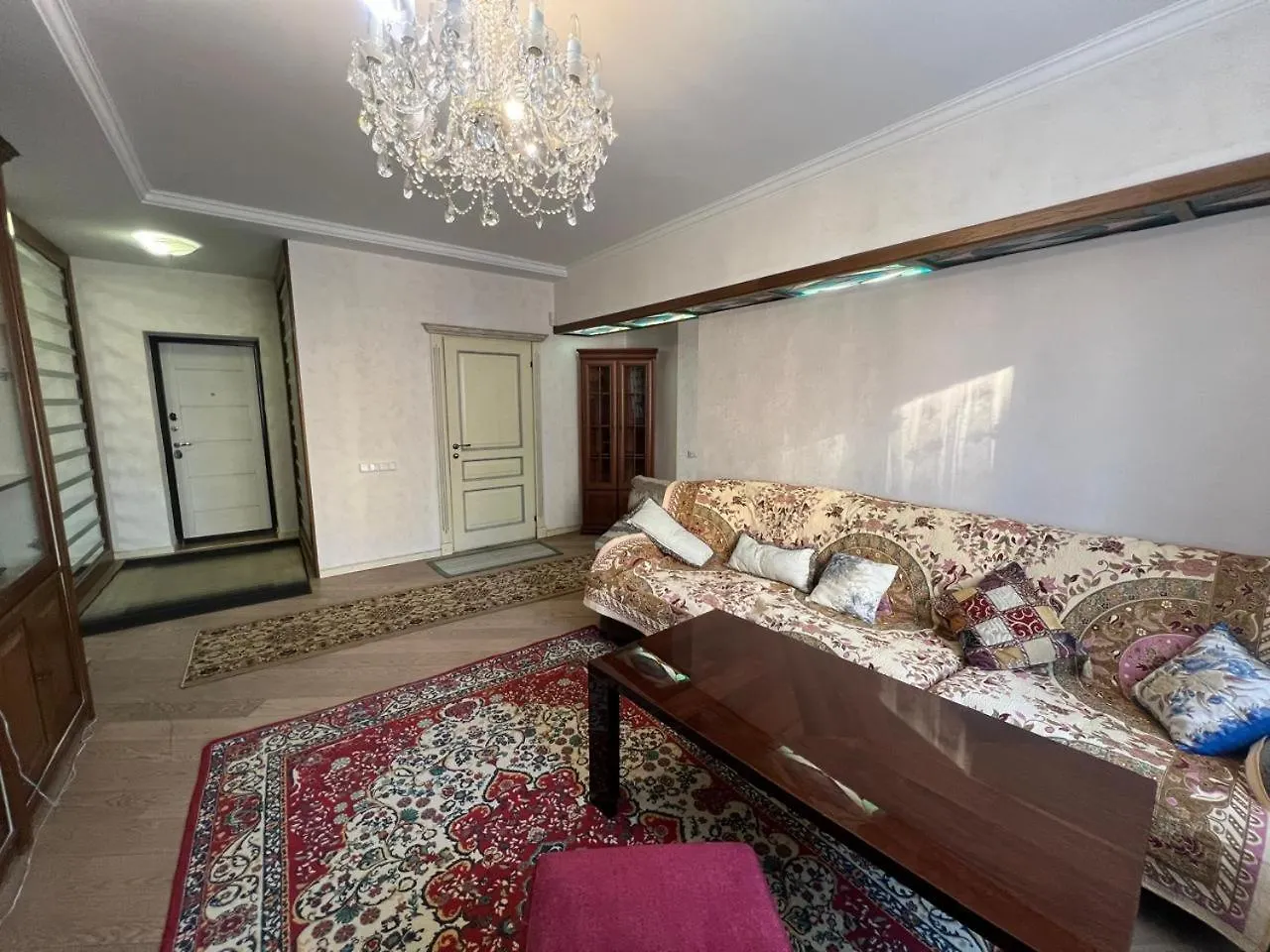 Kvartira V Samale Almaty Apartment